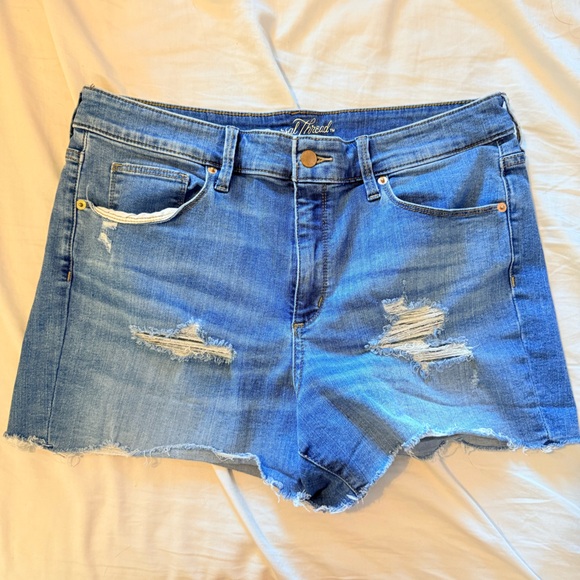 Universal Thread Light Blue Ripped Jean Shorts - Picture 2 of 5